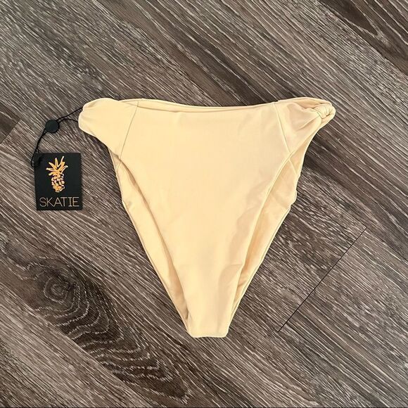 Skatie Yellow Bikini Bottom - Picture 1 of 9
